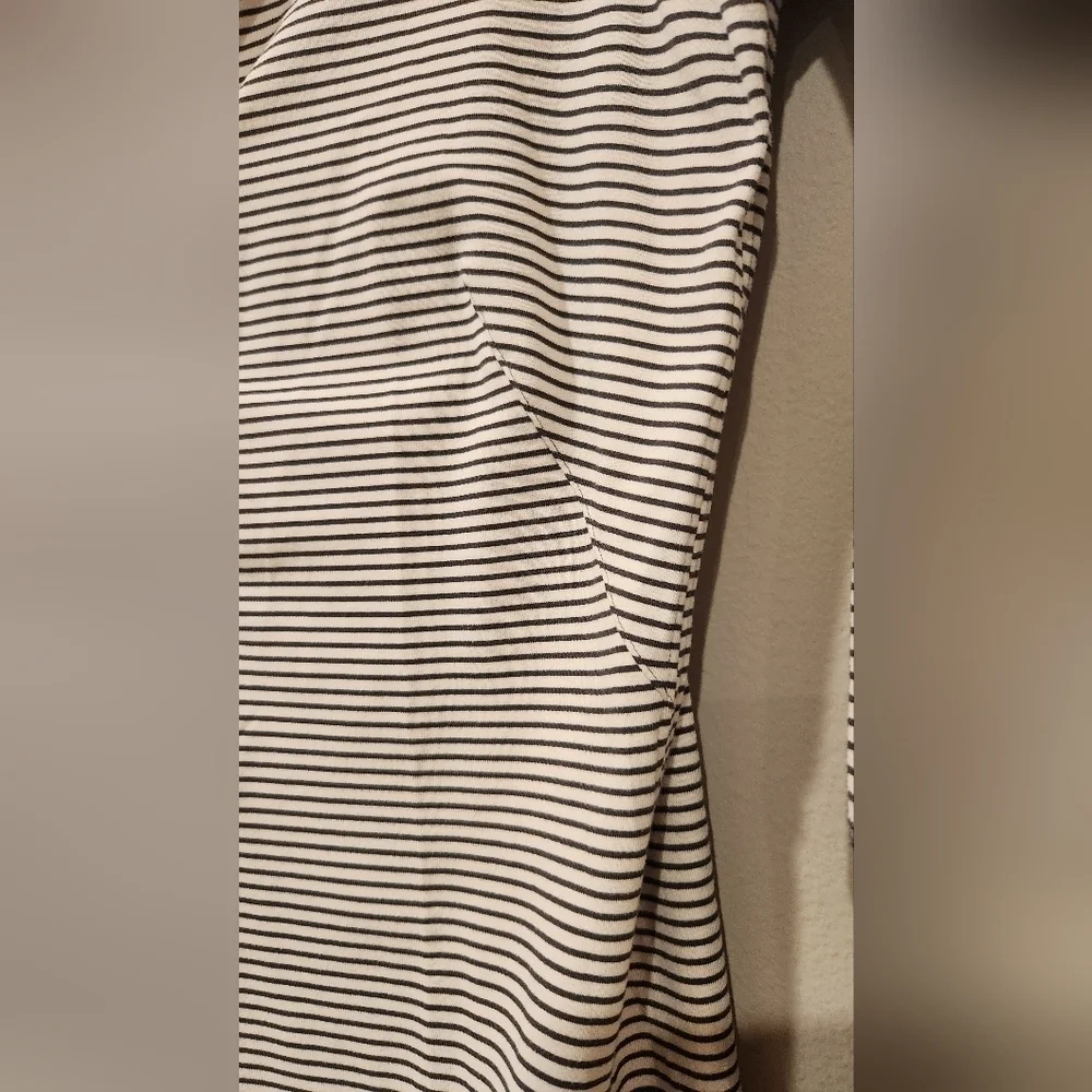 LULULEMON Urbanite Henley Long Sleeve